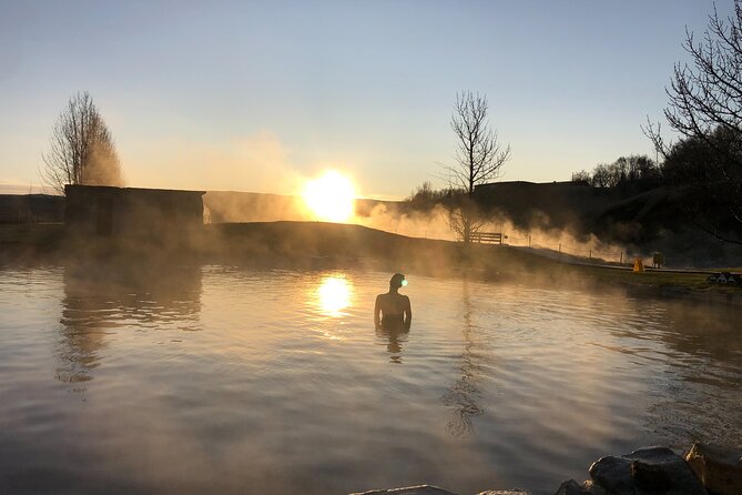 Golden Circle, Secret Lagoon and Northern Lights Tour - Key Points