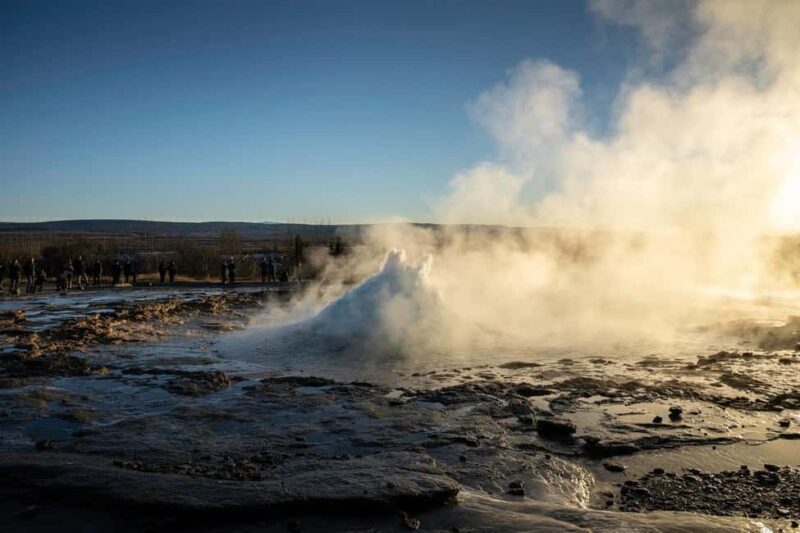 Golden Circle Tour with Brúarfoss, Faxafoss and Fontana Spa - Witnessing the Eruption of Geysir and Strokkur