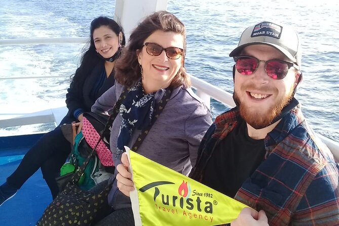 Golden Horn and Bosphorus Boat Tour in Istanbul - Guide Quality and Commentary