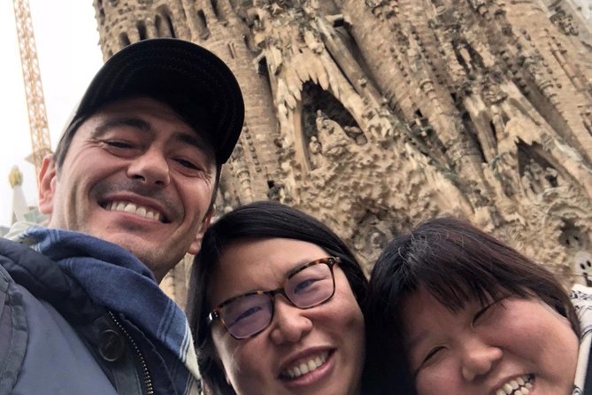 Golden Hour in Gaudi's Sagrada Familia with expert Guide - Inside the Basilica: A Mystical Journey with a Licensed Guide