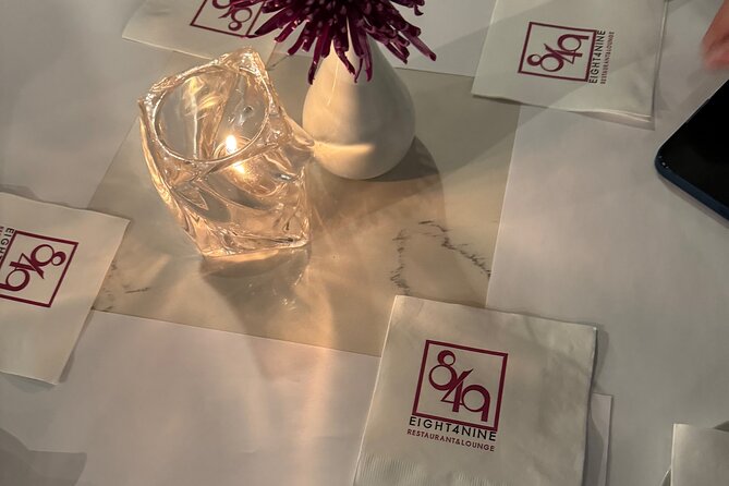 Golf Cart Tour in a 6 Passenger Cart in Palm Springs California - Exploring Palm Springs Iconic Celebrity Homes