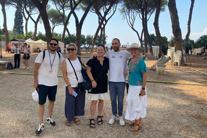Golf Cart Tour Timelapse Through History - The Guide and Tour Atmosphere