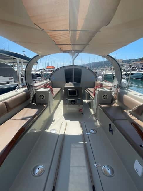 Golf-Juan : Lérins Islands Sailing Discovery, snorkeling - Snorkeling in Clear Waters Beneath Fort Royal