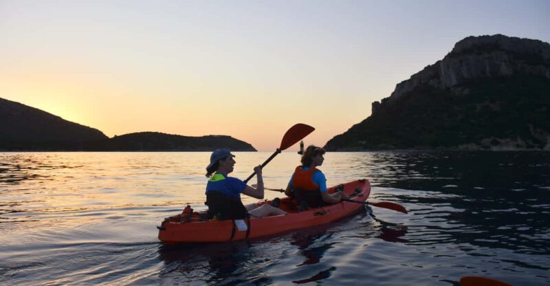 Golfo Aranci: Sunrise Dolphin Kayak Tour with Breakfast - The Starting Point Near Spiaggia dei Baracconi-Kayakingmoresca