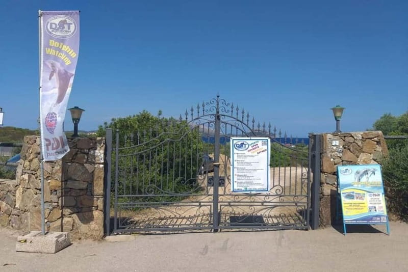 Golfo Aranci: Tavolara and Molara Snorkeling Dinghy Tour - Cruising Past Tavolara’s Dramatic Cliffs