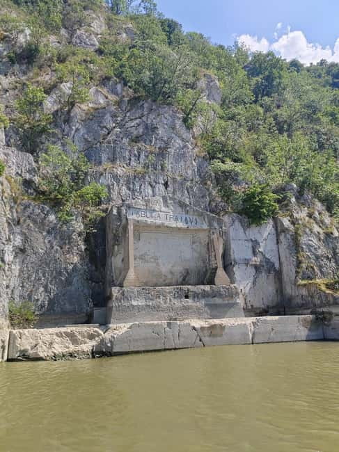 Golubac Fortress and Iron Gates + optional boat ride - Discover the Majestic Golubac Fortress and the Iron Gates Gorge