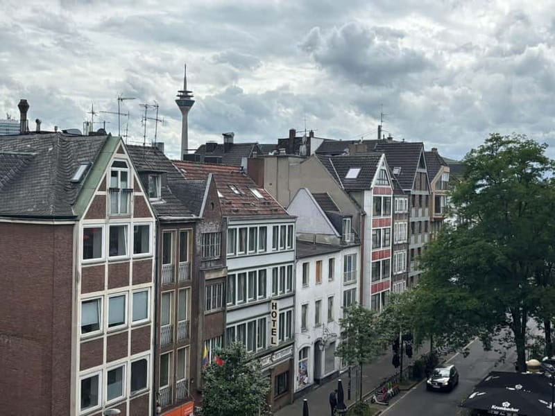 Good morning Düsseldorf: The tour for early risers - What the 60-Minute Tour Covers in the Old Town