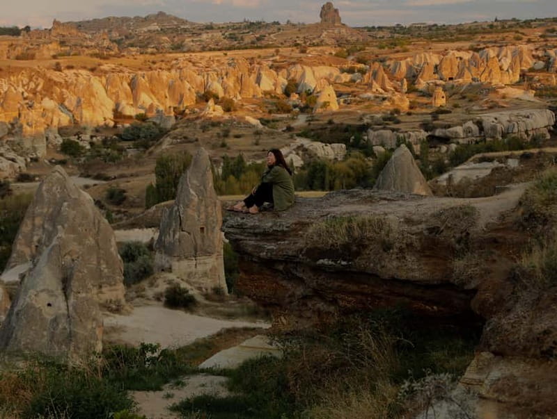 Göreme: Cappadocia Night Tour and Night View Photo Shoot - Practical Details: Pickup, Duration, and Group Size