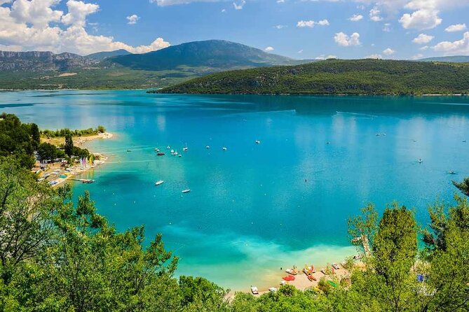 Gorges du Verdon : Lavender fields, Picnic boat ride & Villages - Driving Through Provences Countryside