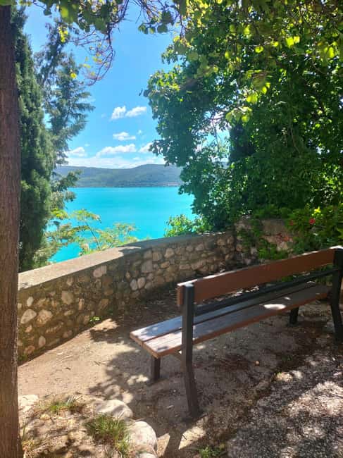 Gorges du Verdon: Lavenders, Canyon Boat Picnic & Villages - The Guide’s Personal Touch and Flexibility