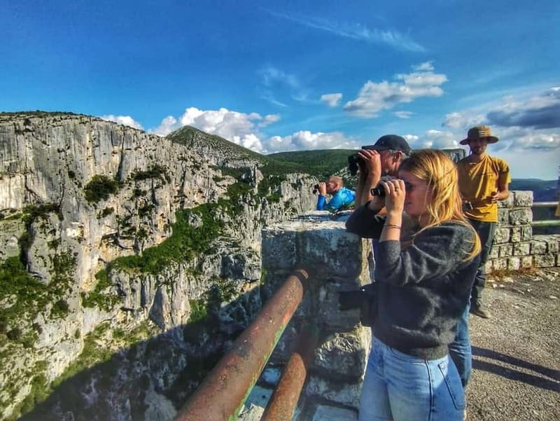 Gorges du Verdon: Watching vultures - Key Points