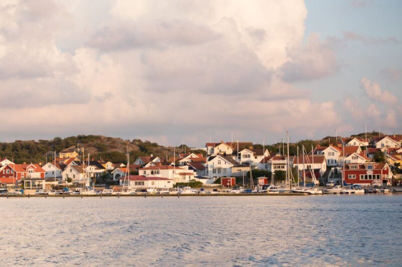 Gothenburg: Archipelago cruise with guide - Exploring Gothenburg Harbor and Scandinavia’s Largest Port