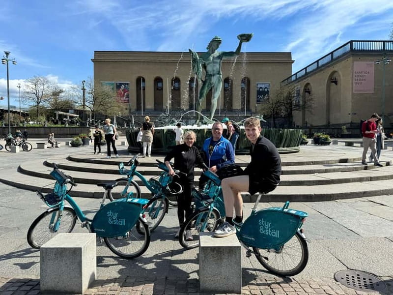 Gothenburg: City Highlights Bike Tour with Transfer - Discover Gothenburg on a Private Bike Tour with Hotel Pickup