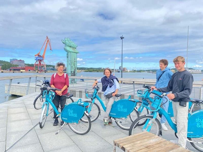 Gothenburg: City Highlights Bike Tour with Transfer - Exploring the Historic Haga District