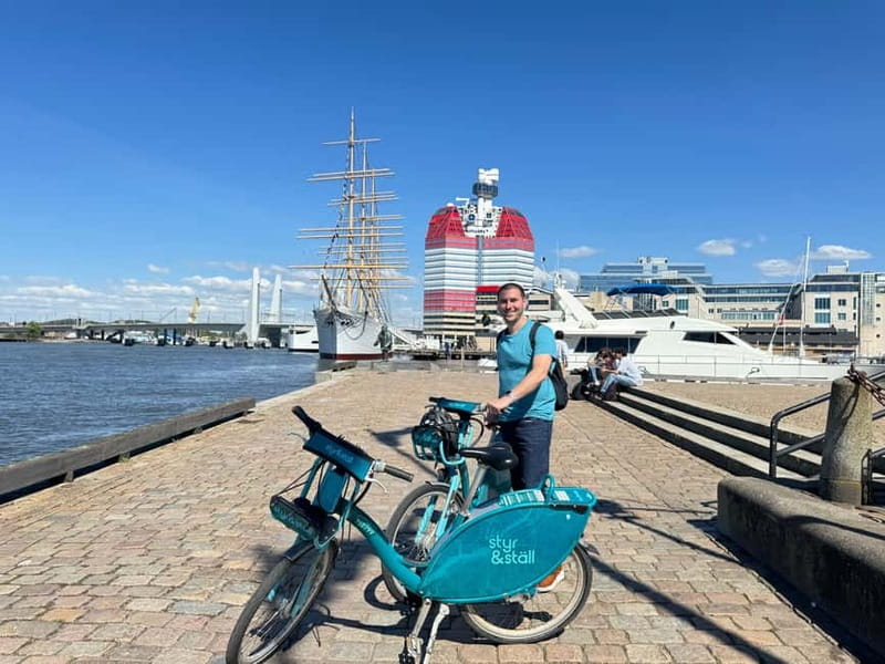 Gothenburg: City Highlights Bike Tour with Transfer - Relaxing Return and Tour Flexibility
