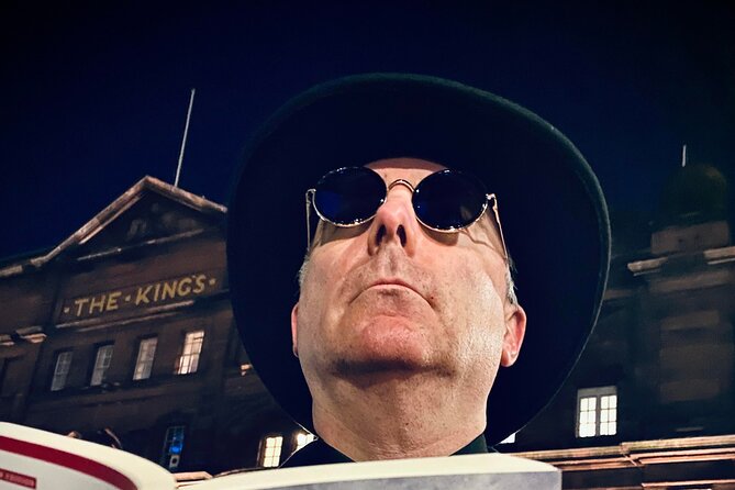 Gothic Glasgow Walking Tour - The Unique Role of Vincent – The Guide with 30 Years of Experience