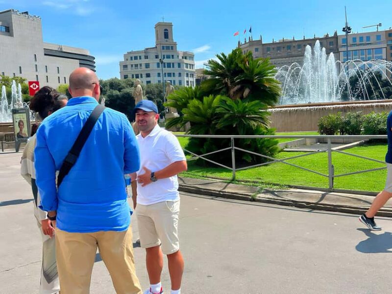 Gothic Quarter Walking Tour - Exploring the Medieval Streets and Hidden Squares