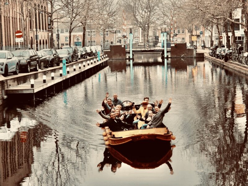 Gouda: Open Boat City Canal Cruise - Visiting the Longest Lock and Other Historic Sites