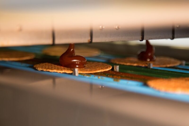 Gouda: Syrup Waffle Factory Ticket with a Waffle - The Guided Tour Experience and Language Options