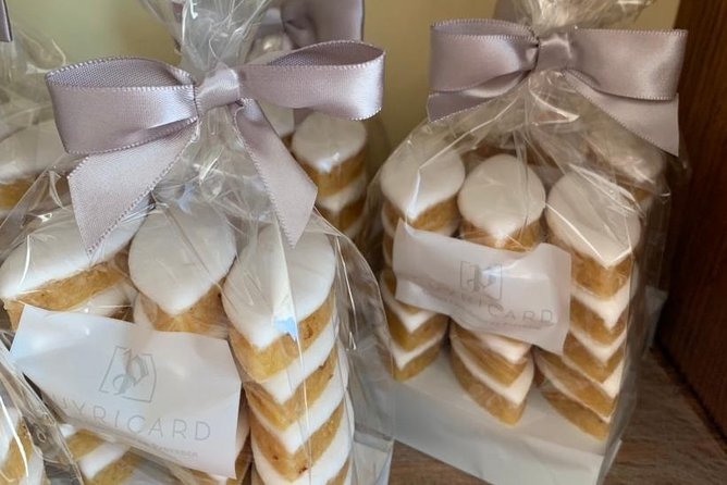 Gourmet & Cultural Tour Aix En Provence English / Espanol - Exploring the Town Hall at Place Forum des Cardeurs