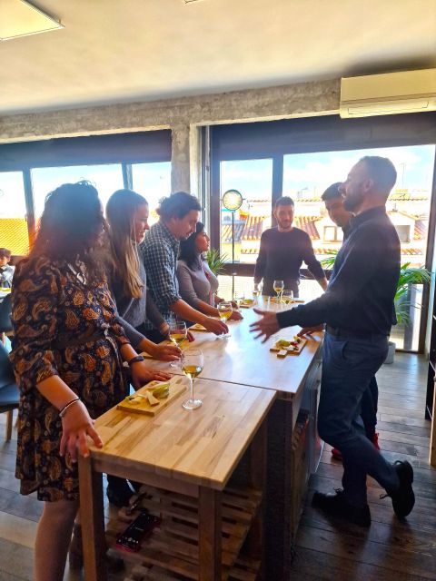 Gourmet Experience: Tasting of Spanish Cheeses and Wines - Key Points