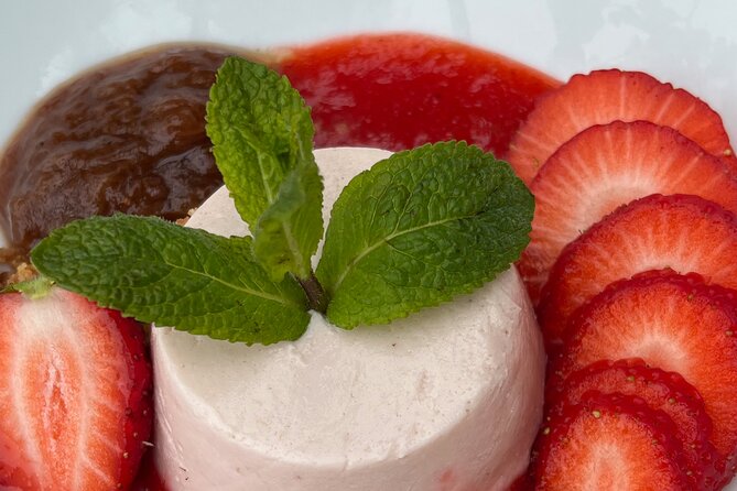 Gourmet Food and Wine Tasting Walk in Lavaux - Sampling Wines and Tasting Local Flavors