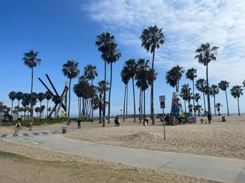 Gourmet LA Venice Beach Walking Food Tour by Delicious Dish - Exploring Abbot-Kinney Blvd’s Trendy Shops and Restaurants