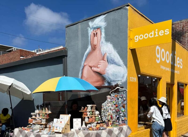 Gourmet LA Venice Beach Walking Food Tour by Delicious Dish - The Beachfront Boardwalk and Street Entertainment