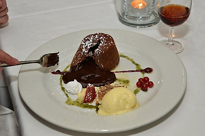 Gourmet Wine & Food Tour in Funchal - End at São Tiago Fort and Nearby Attractions