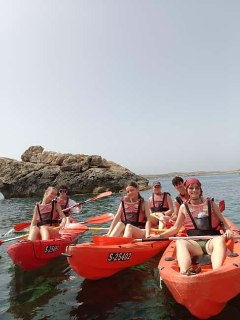 Gozo: 1 Hour Kayak plus +Cave Tour + Drop off Blue Lagoon - Navigating the Kayaking Experience
