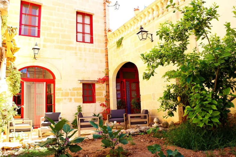 Gozo: Traditional and Local Breakfast in a Historic building - The Historic Il-Barrag Farmhouse: An Ancient Setting for Breakfast