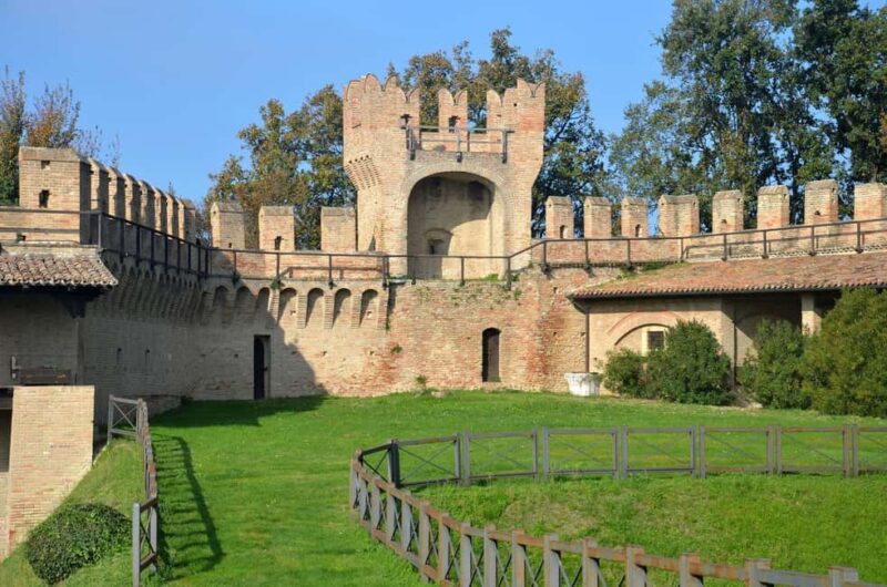 Gradara: Entry Ticket to Rocca with Audio Guide App - How the Audio Guide Enhances Your Visit (When Available)
