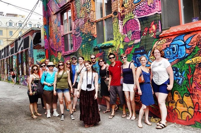 Graffiti in Toronto Walking Tour - The Role of Supportive and Opposing Views