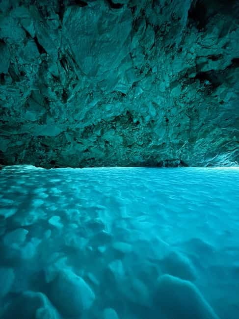 Grama Bay Speedboat Tour Vlore - Key Points