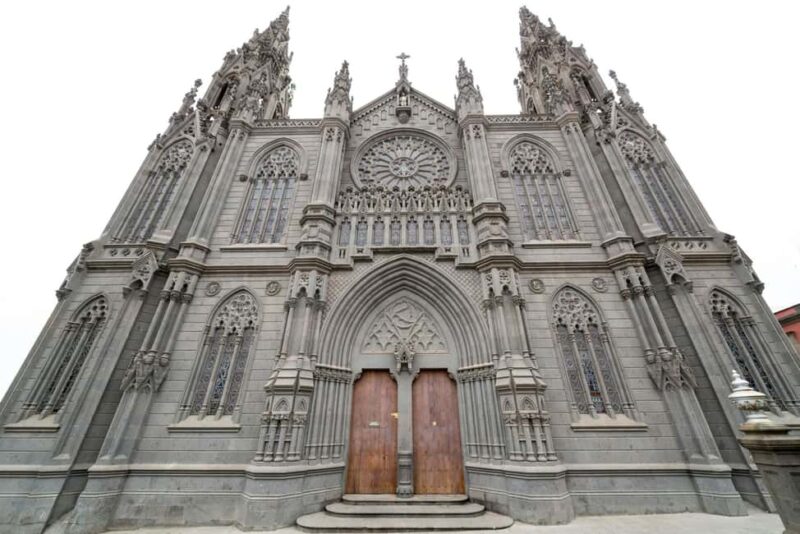 Gran Canaria: Food Tour with Distillery Visit & Lunch - Exploring the Historic Town of Arucas and Its Distillery