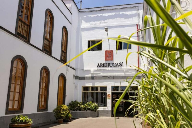 Gran Canaria: Food Tour with Distillery Visit & Lunch - Practical Information and Tour Logistics