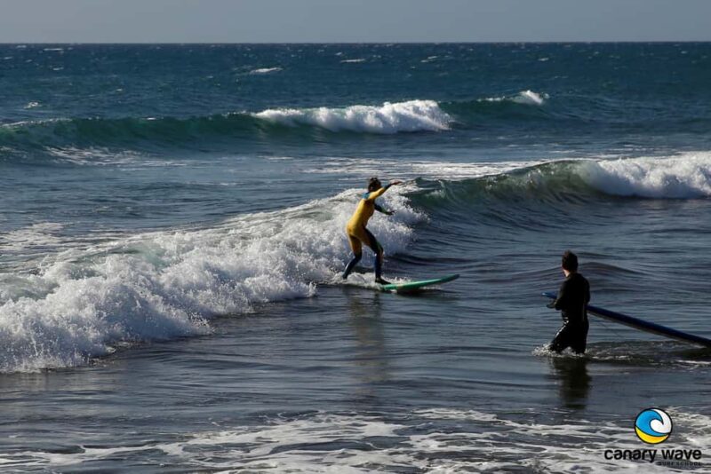 Gran Canaria: Meloneras Beach Surf Lesson - Meloneras Beach: The Ideal Setting for Surf Lessons