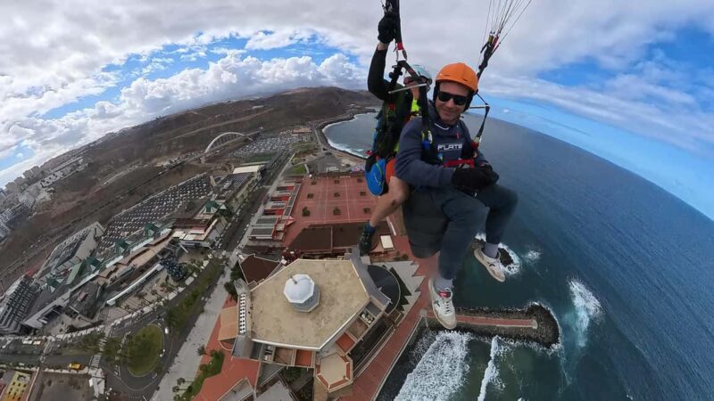 Gran Canaria: Paragliding Flight & Banana Plantation Tour - From the hillside launch to panoramic views of the island