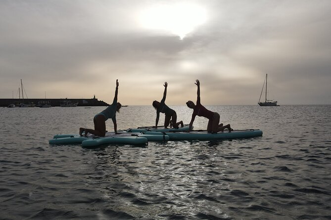Gran Canaria: Small Group Sup Yoga Experience. - The Instructors Approach and Session Atmosphere