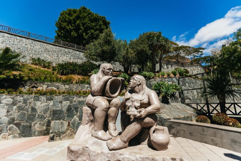 Gran Canaria: The Red Canyon Tour with Local Food Tasting - Relaxing at a Canarian Coastal Spot