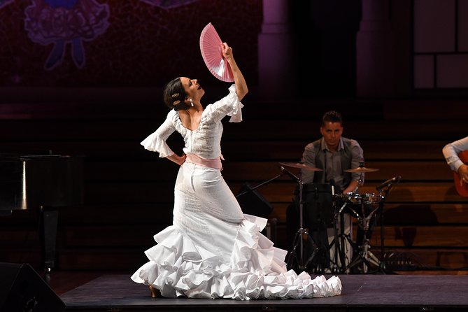 "Gran Gala Flamenco" The Most Famous Flamenco Show in Barcelona - Authentic Flamenco in Barcelona: Gran Gala Flamenco Tour Overview