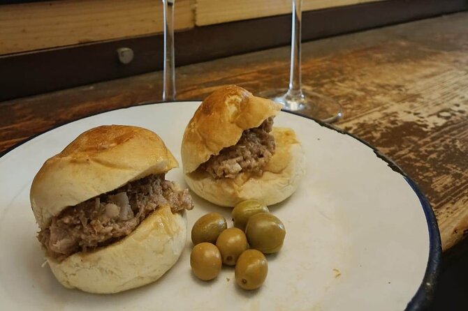 Granada 3-hour Tapas Tour - Navigating Granada’s Narrow Streets and Caves