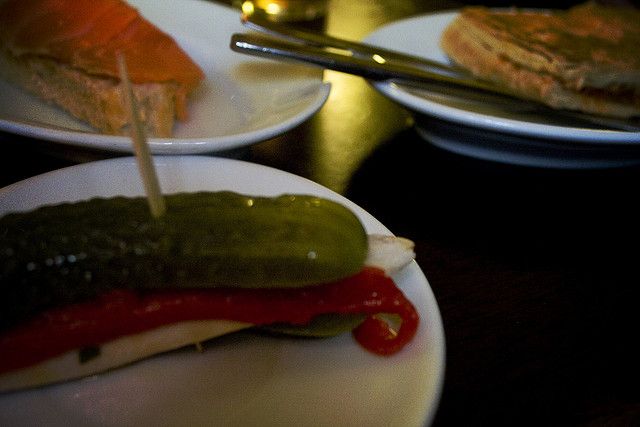 Granada Albaicín: 2.5-Hour Tapas & Drinks Walking Tour - Starting and Ending at the Marquis Hotels Issabels