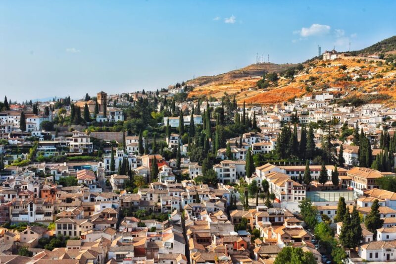 Granada: Albaicín and Sacromonte Guided Private Walking Tour - The Practicalities of the Private Guided Tour Experience