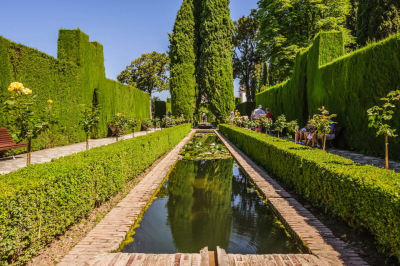 Granada: Alhambra and Nasrid Palaces Entry Ticket - Accessibility, Restrictions, and Practical Tips