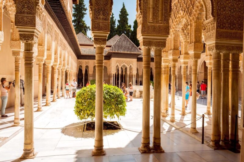 Granada: Alhambra Complex Guided Tour Options - Key Points