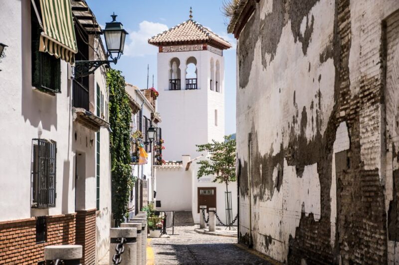 Granada: Alhambra Full Complex & Andalusi Monuments Tickets - Who Should Consider This Tour