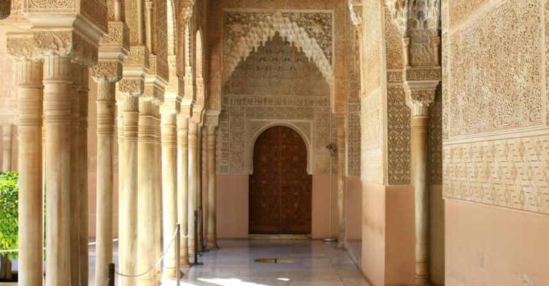 Granada: Alhambra & Nasrid Palaces Small Group Guided Tour - The Passionate Guides Behind the Experience