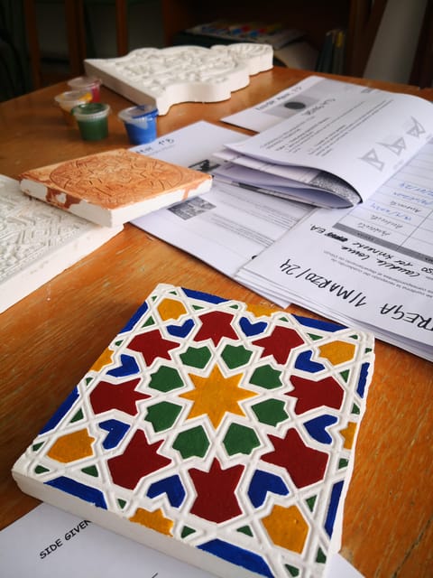 Granada: "Alhambra´s Craft Workshop" - Building a Marquetry Chessboard