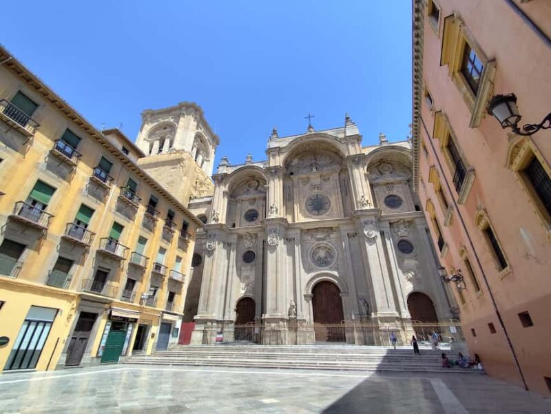 Granada: City center and Albaicin Private Tour - Explore Granada’s Historic City Center and Albaicín on a Private Tour